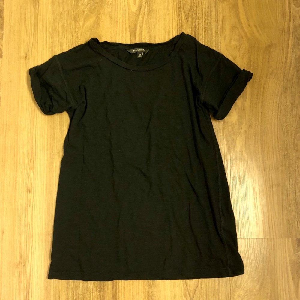 Banana Republic tee